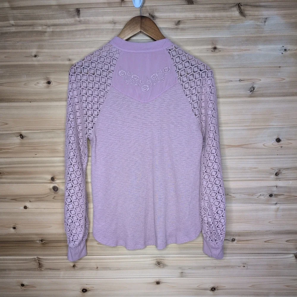 Free People Crochet‎ Lace Sleeve Waffle Knit Thermal Top Pink Embroidered Small